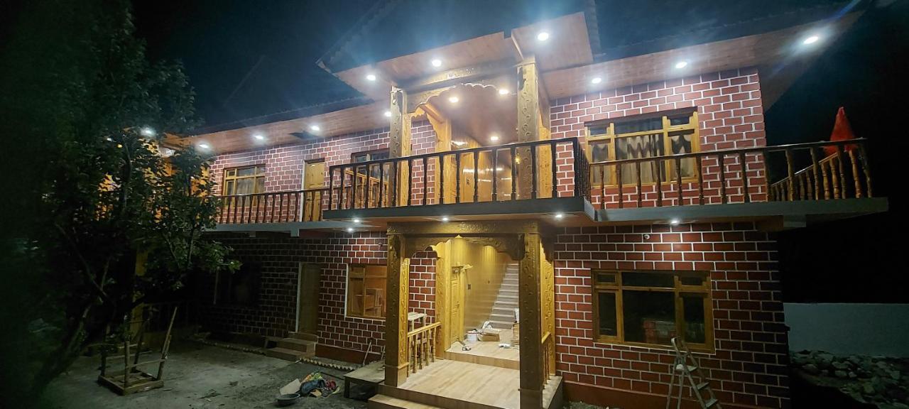 Hotel Royal Hillcrest Harsil Εξωτερικό φωτογραφία
