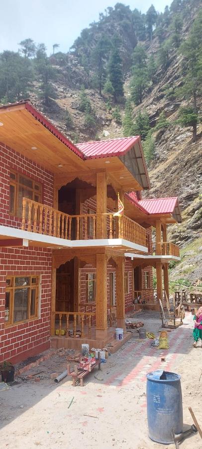Hotel Royal Hillcrest Harsil Εξωτερικό φωτογραφία